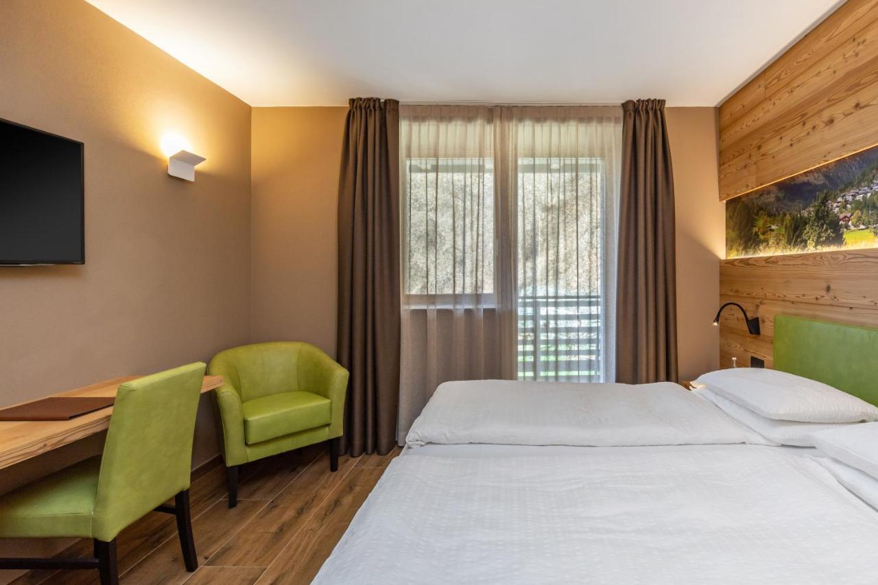 Hotel Vittoria - Ricarica L'Anima Дімаро Екстер'єр фото