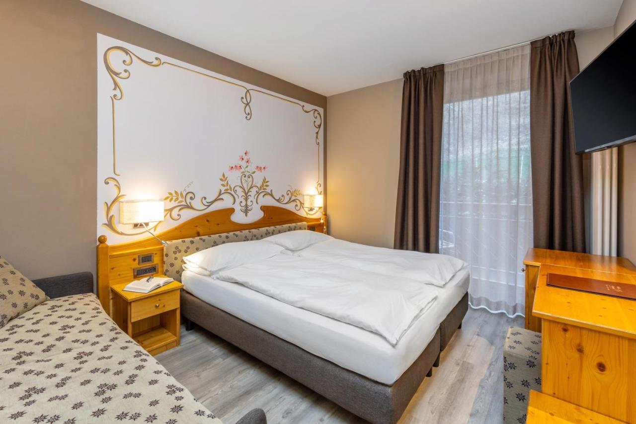 Hotel Vittoria - Ricarica L'Anima Дімаро Екстер'єр фото