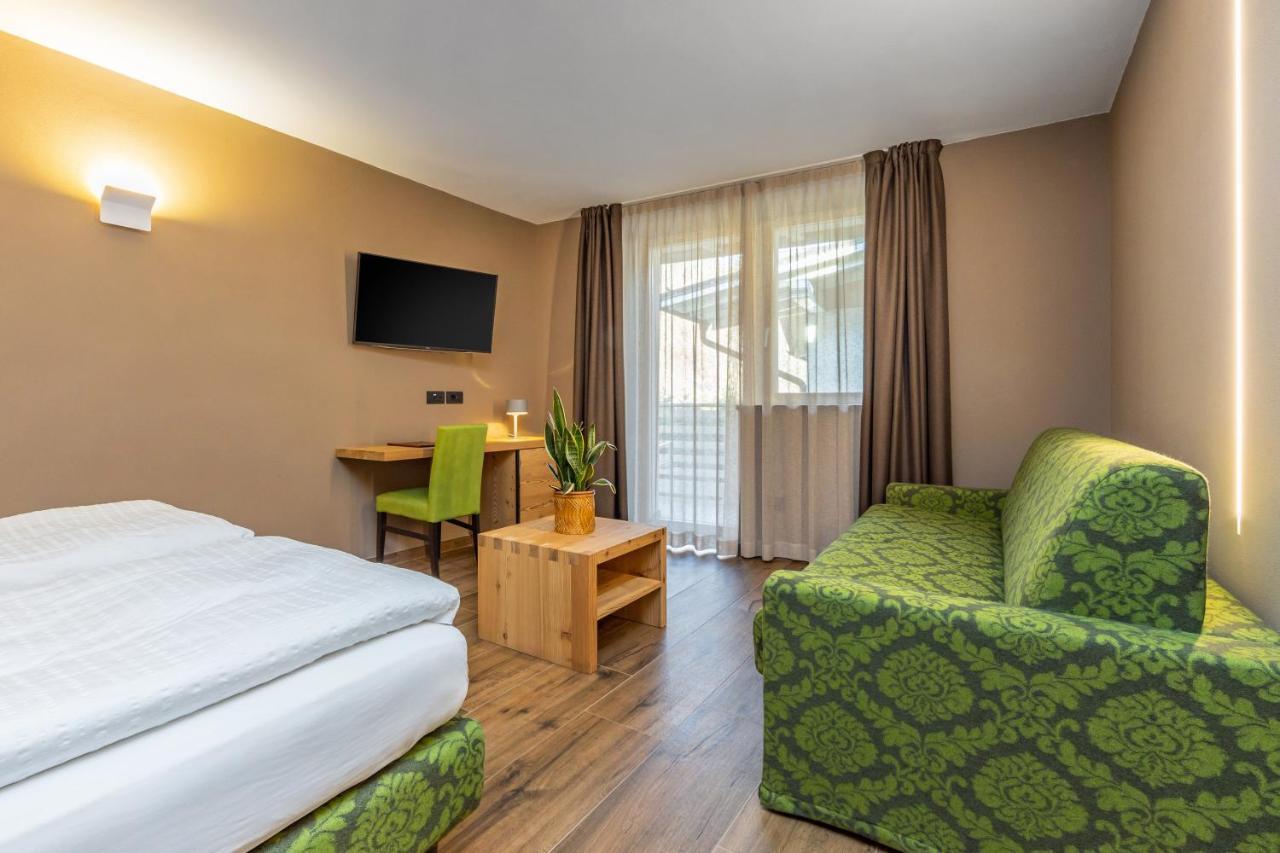 Hotel Vittoria - Ricarica L'Anima Дімаро Екстер'єр фото